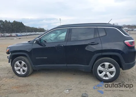 2019 Jeep Compass Latitude 4X4 из США, поврежденный, VIN 3C4NJDBB8KT766816